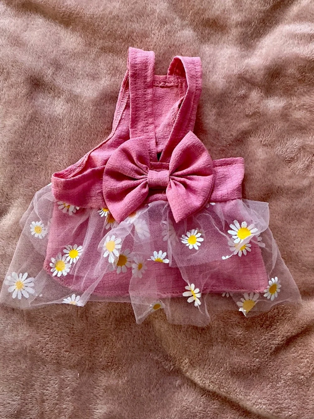 Adorable pink daisy summer dress